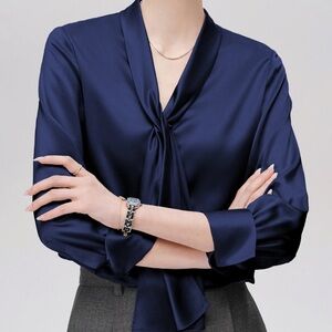 25 Momme Refined Silk Tie Front Blouse- Navy